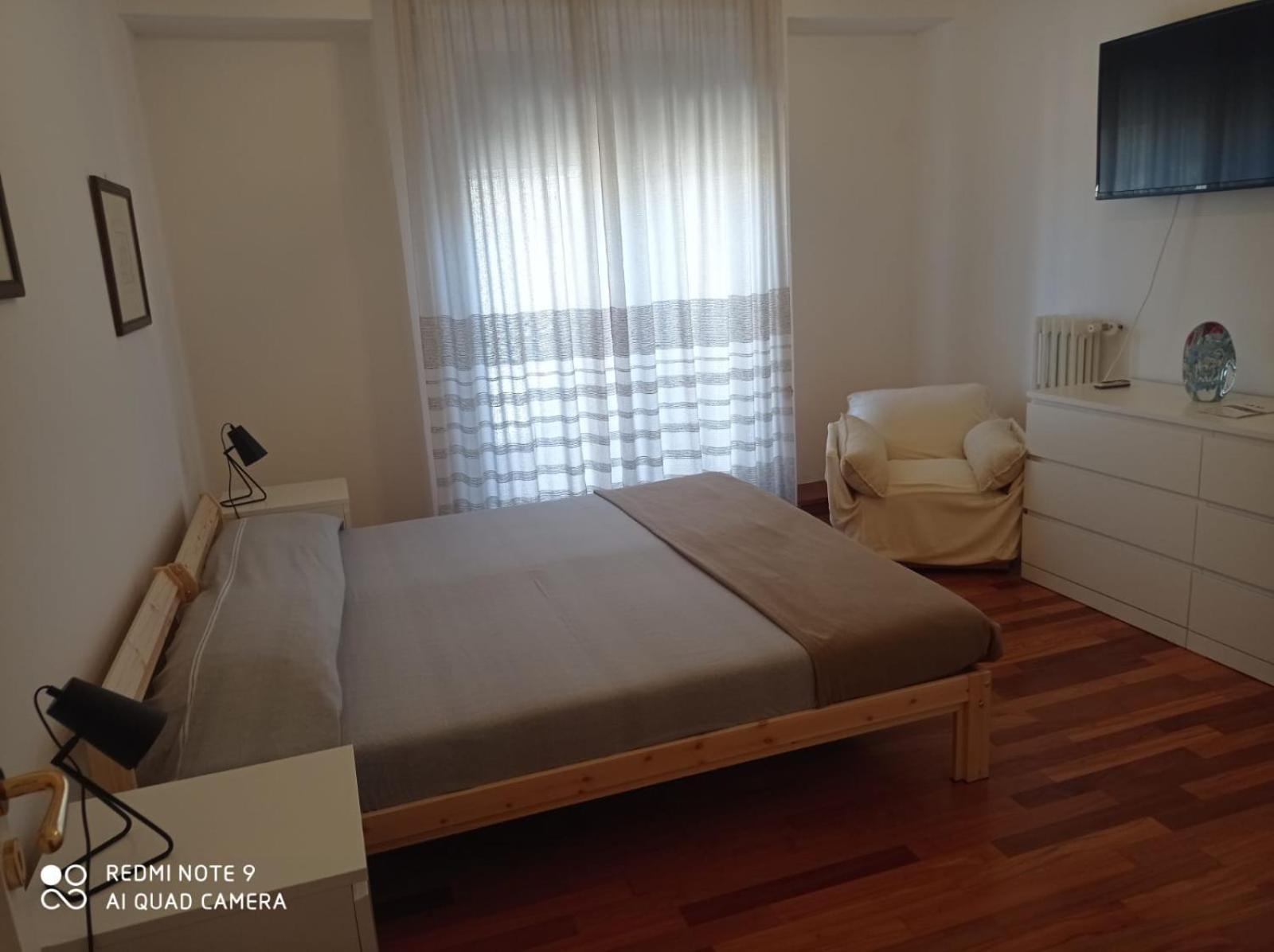 Nel Mezzo Del Cammin Apartment Brindisi Luaran gambar